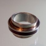 Ring donker rood klein gert-engels-19367