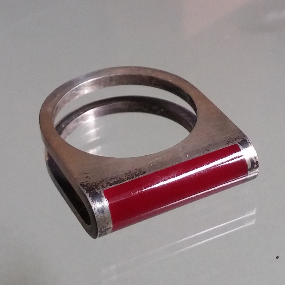 Featured image for “Ring tube donker rood”